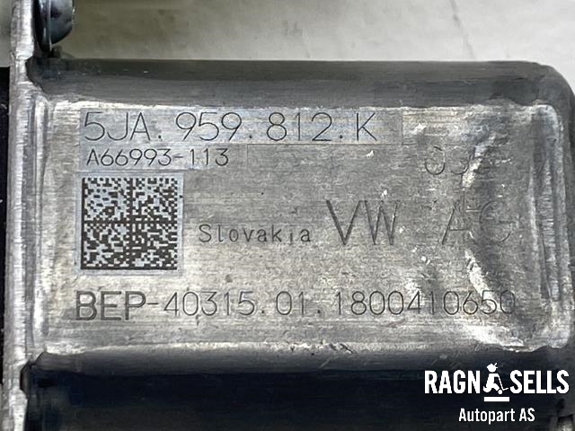 Ruteheis, kun motor, høyre foran til Škoda Fabia 2014-2021 (Type III)  (5JA959812 K|)