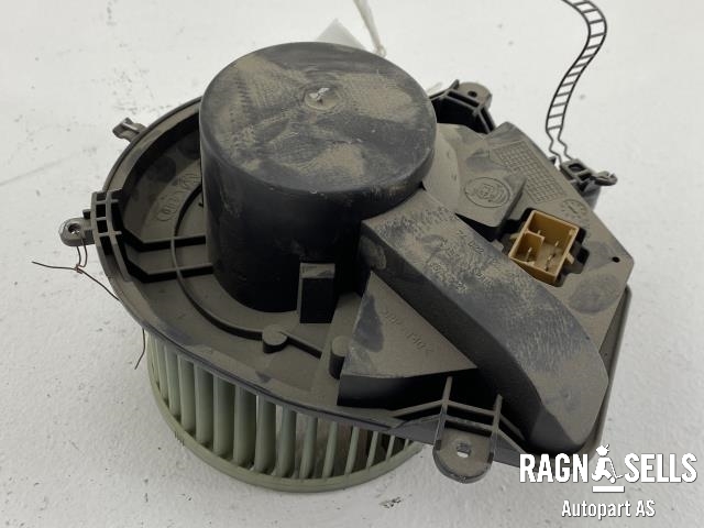 Varmeapparat motor til VW Passat 2001-2005 (B5,3BG) (B5,3BG) (8D1 820 021 B|8D1 907 521|)