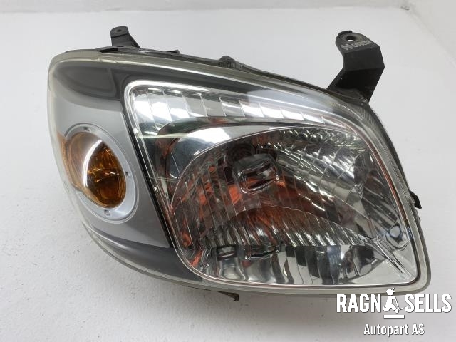Frontlykt høyre halogen til Mazda BT-50, 2007-2013 (KOITO|UR82-51-0K0G)