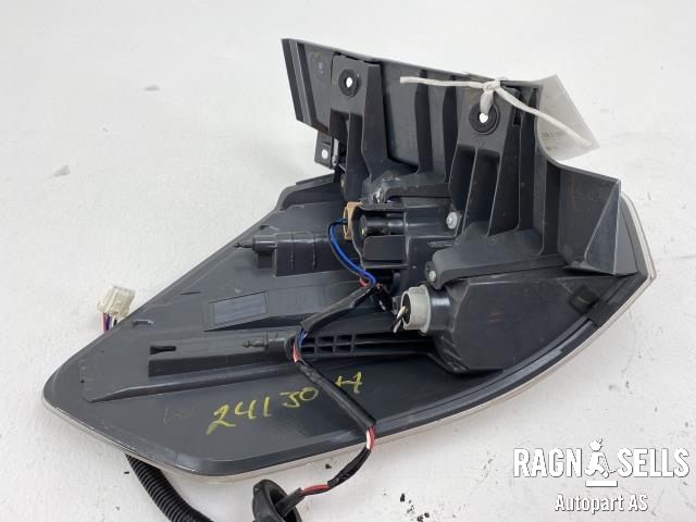 Baklykt høyre ytre til Nissan X-Trail 2014-2022 (T32) (T32) (265504CA0B||265504CA0C)