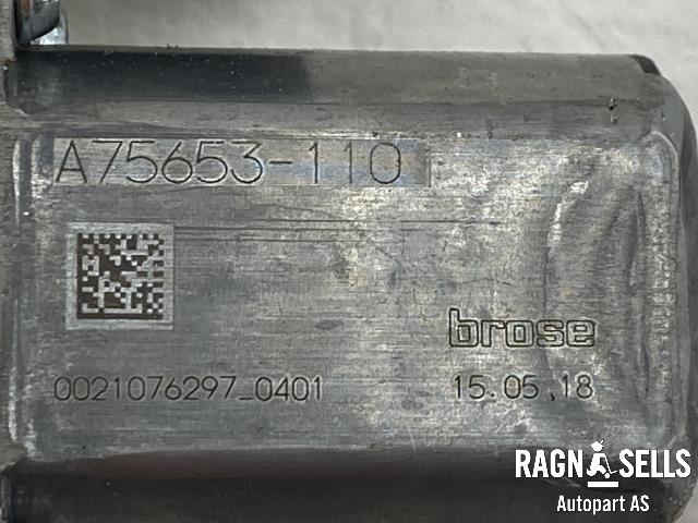 Ruteheis, kun motor, venstre bak til Ford Fiesta 2017-->> (Type VII)  (H1BB-14553-DB||2422250)