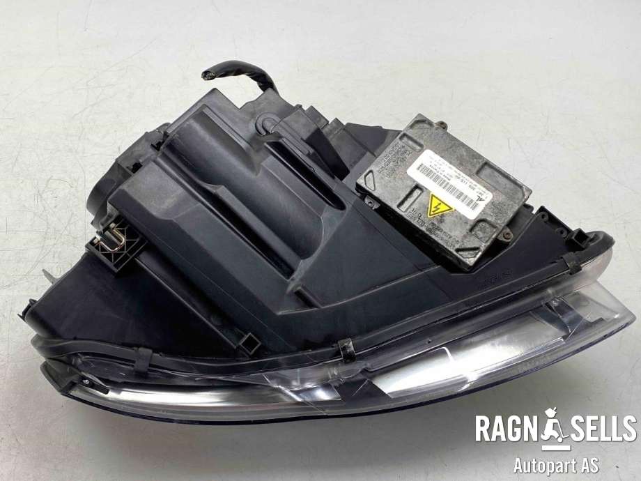 Frontlykt venstre xenon til Audi A4 2004-2008 (Type III) (B7) (B7) (AUTOMOTIVE LIGHTNING|8E0 941 029 AS||1307329115|1307022436)