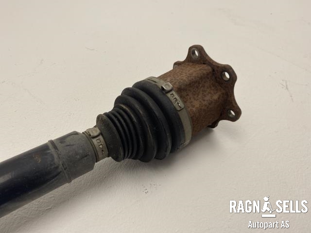 Drivaksel høyre foran, diesel/automat til VW Golf, Plus/Cross 2009-2013 (Fase 2)  (1K0 407 272 QE|)