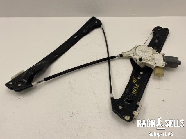 Ruteheis høyre foran til BMW 3-Serie, 2005-2011 (E90/E91/E92/E93) (E90/E91/E92/E93) (BROSE|51 33 7 140 588)