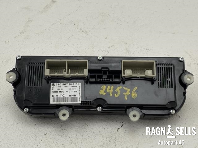 Varmeapparat betjening til Škoda Octavia 2009-2013 (Type II, Fase 2)  (3T0907044BL|)