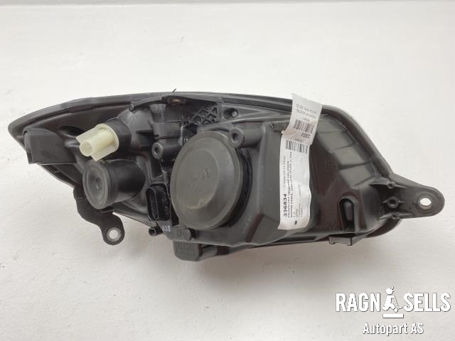 Frontlykt venstre halogen til Škoda Fabia 2007-2010 (Type II, Fase 1)  (5J1 941 017|)