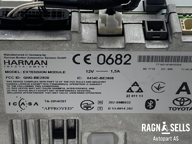Bilstereo navigasjon til Toyota Yaris 2014-2020 (Type III, Fase 2)  (861400D230|)