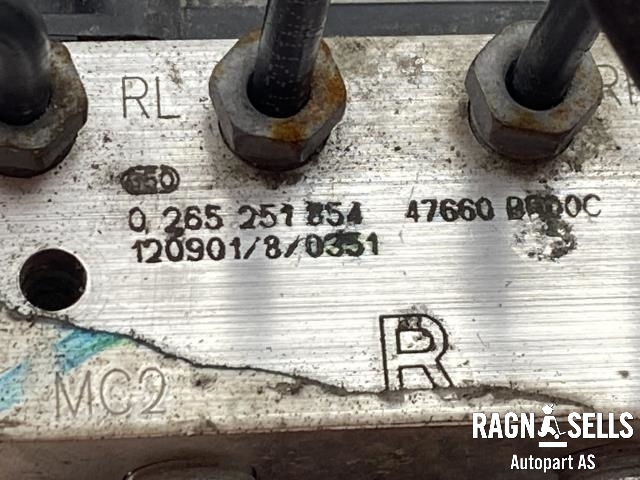 ABS sentral til Nissan Qashqai 2010-2014 (Type I, Fase 2)  (0 265 251 854|120901/8/0351|47660BR00D)