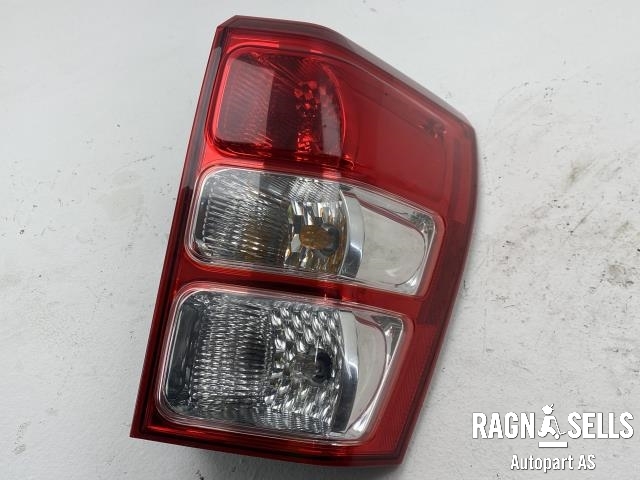 Baklykt høyre til Suzuki Grand Vitara 2005-2015 (Type III)  (35650-65J21|)