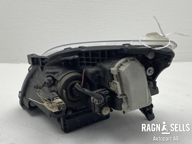 Frontlykt høyre xenon til Toyota Avensis 2003-2008 (Type II)  (8113005211|8113005212|)