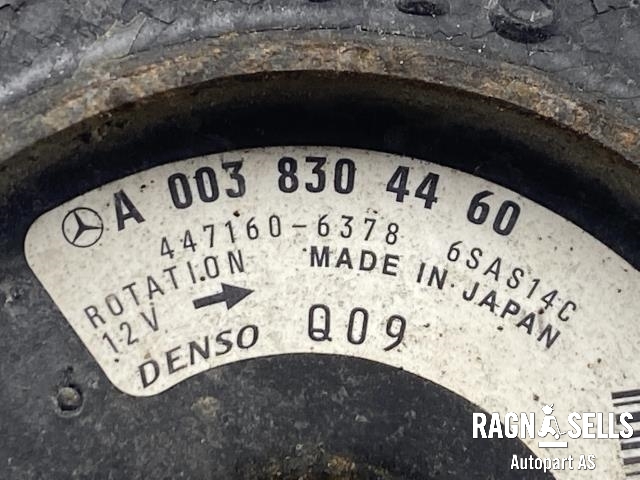 Aircondition kompressor til Mercedes B-Klasse 2011-2018 (W246) (W246) (DENSO|003 830 44 60|447280-7424|447160-6378)
