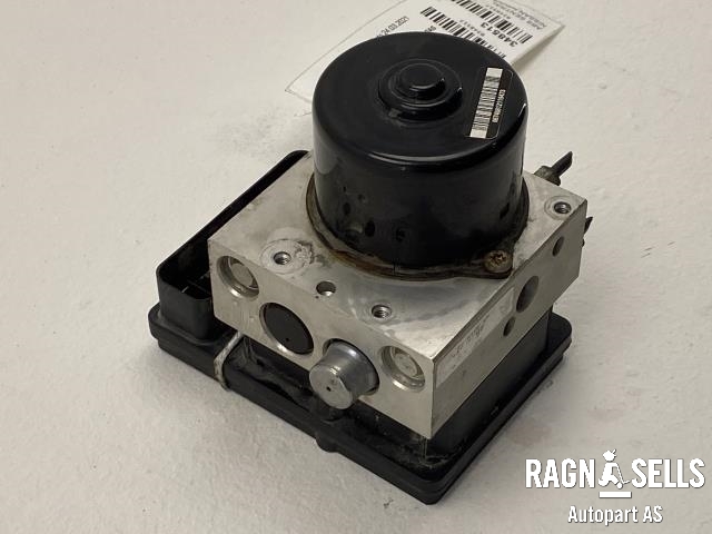ABS sentral til Nissan Navara 2005-2010 (Fase 1) (D40) (D40) (ATE|47660 EB33A|00404911D0|06.2102-0683.4)