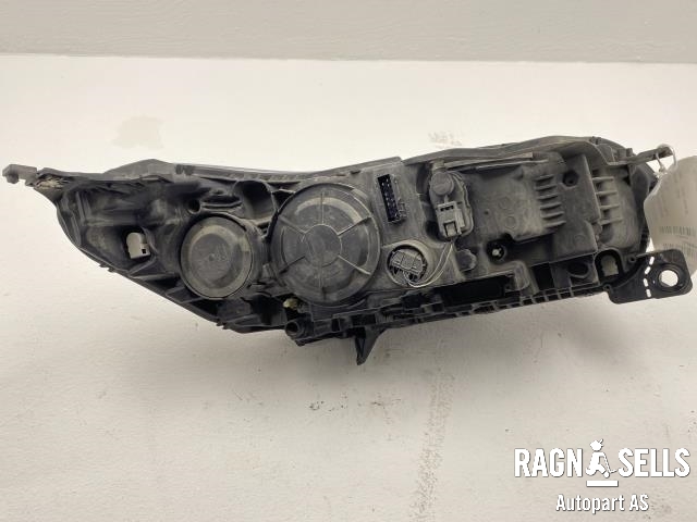 Frontlykt venstre halogen til Citroën C5 2008-2017 (Type II)  (VALEO|6208 V8|)