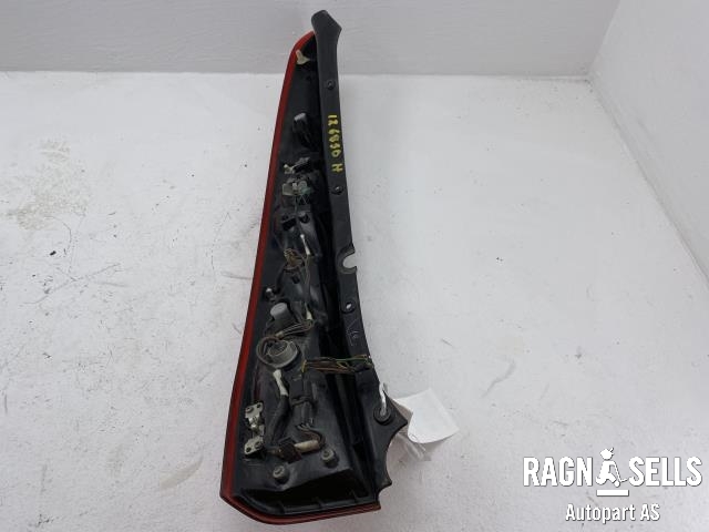 Baklykt høyre til Mitsubishi Lancer 2003-2007  (MN161024|)