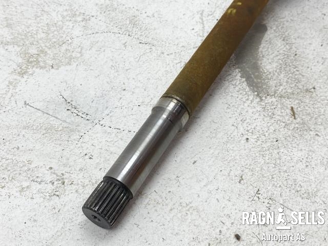 Drivaksel høyre foran, diesel/manuell til Peugeot Partner 2002-2008 (Type I, Fase 2)  (3273 JY||3273 JZ)
