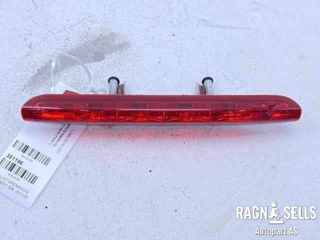 Baklykt bremselys bakrute til Peugeot 208 2012-2019 (Type I)  (9674309080|03460000|)