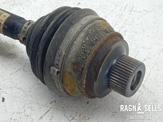 Drivaksel høyre foran, diesel/automat til Audi A4 2007-2014 (Type IV) (B8) (B8) (8K0 407 271 Q|8K0 407 271 AJ|8K0 407 451 DX)