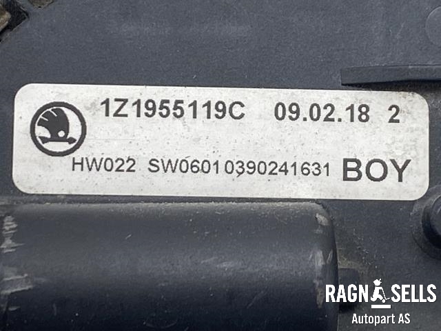Viskermotor frontrute komplett m/overføring til Škoda Octavia 2009-2013 (Type II, Fase 2)  (BOSCH|1Z1 955 119 D|1Z1 955 119 C|)