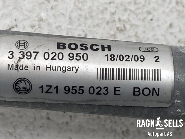 Viskermotor frontrute komplett m/overføring til Škoda Octavia 2009-2013 (Type II, Fase 2)  (BOSCH|1Z1 955 119 D|1Z1 955 119 C|)