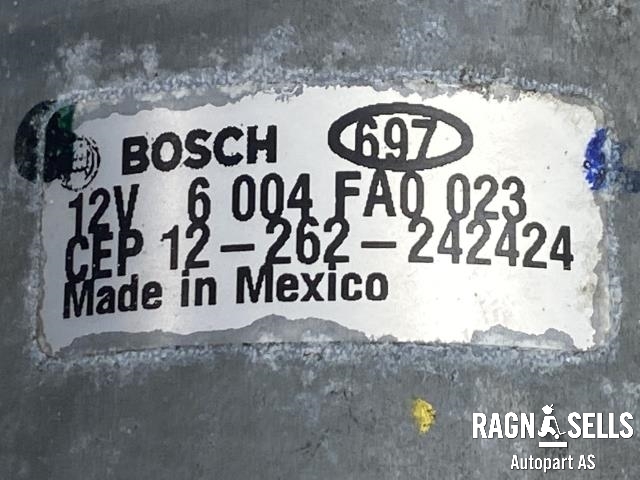 Viskermotor frontrute komplett m/overføring til BMW X3 2010-2017 (F25) (F25) (BOSCH|61 61 5 A3E DC5||6 004 FA0 023|7 213 275|3397021315)