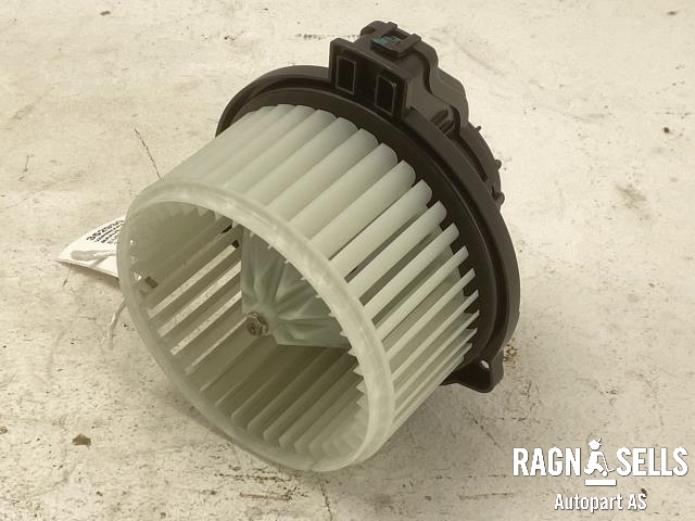Varmeapparat motor til Maxus Euniq 5 2019-2023  (YD30024|DS100 13010|)