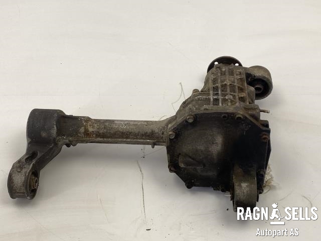 Kardang klokke foran til Nissan Navara 2010-2015 (Fase 2) (D40) (D40) (38500EA500||38510EA000)