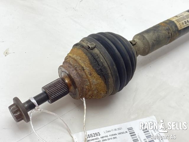 Drivaksel høyre foran, diesel/manuell til VW Passat 2005-2010 (B6) (B6) (1K0 407 272 QN|2Q NJ|)