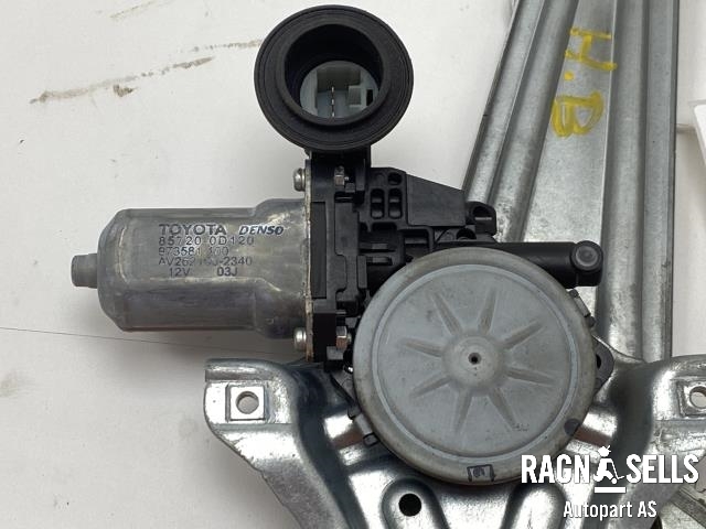 Ruteheis høyre bak til Toyota Auris 2007-2010 (Type I, Fase 1)  (DENSO|6983002240|973581-100|AV262100-2340|85720-0D120)