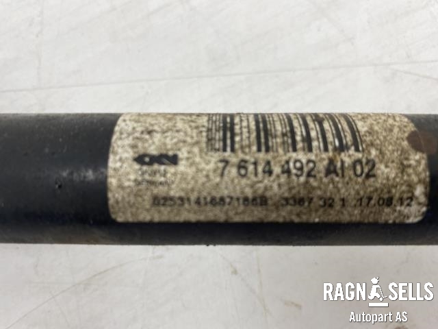 Drivaksel høyre bak, diesel/automat til BMW X3 2010-2017 (F25) (F25) (7 614 492 A1 02|)