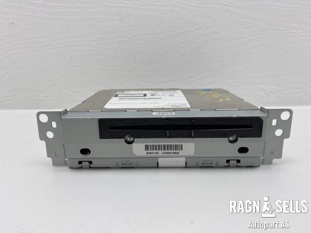 Bilstereo CD-veksler til BMW X3 2010-2017 (F25) (F25) (ALPINE|65 12 9 364 108|9 294 198|AL2562C0710626)