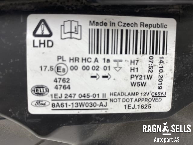 Frontlykt venstre halogen til Ford Fiesta 2008-2012 (Type VI, Fase 1)  (HELLA|8A61-13W030-AJ||HELLA 1EJ 247 045-01 II)