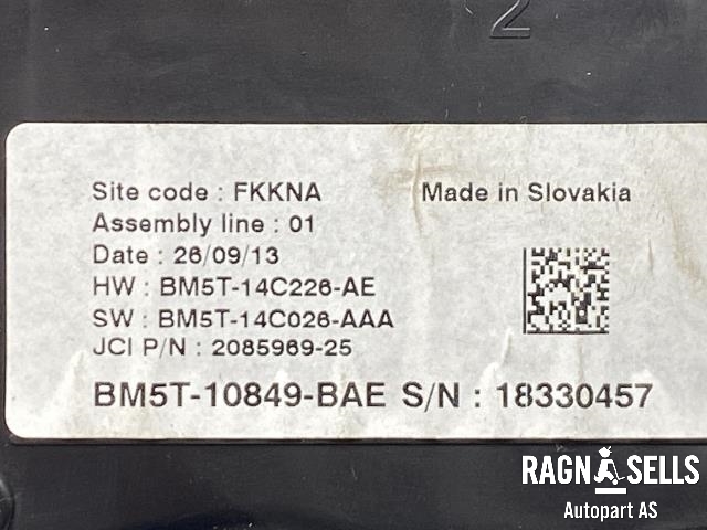 Instrumentpanel til Ford Focus 2014-2018 (Type III, Fase 2)  (BM5T-10849-BAE|)