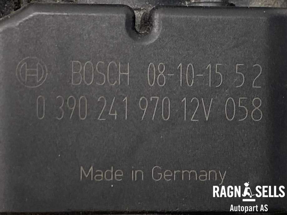 Viskermotor frontrute til Peugeot 207 2006-2012  (BOSCH|0 390 241 970|)