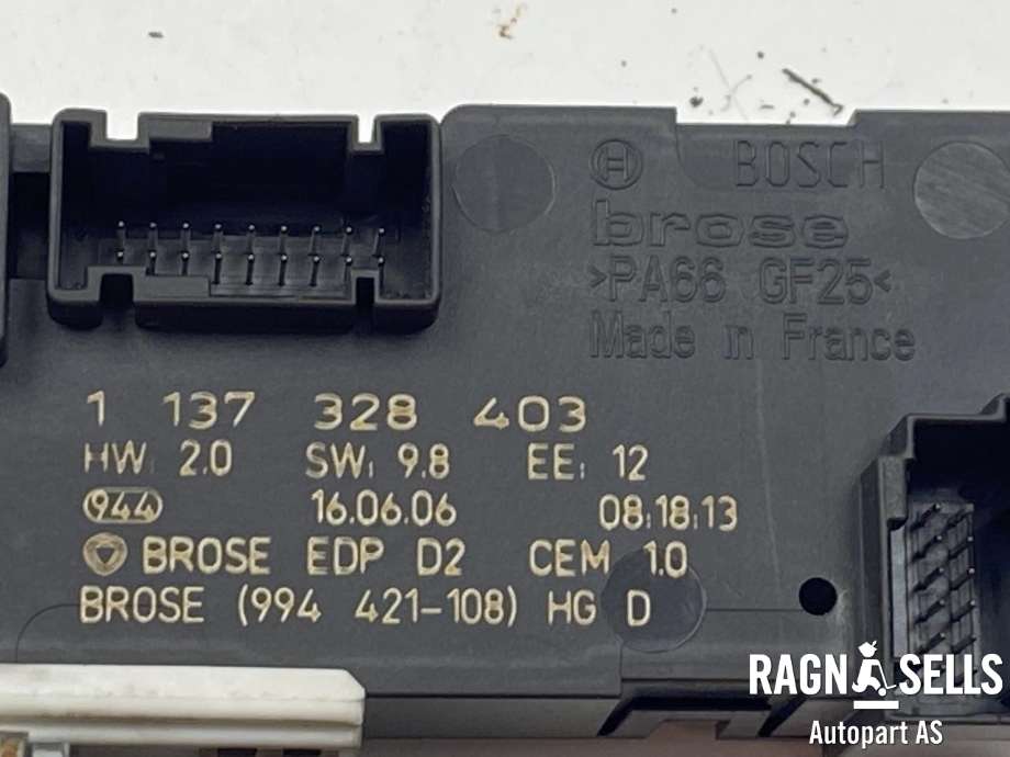 Ruteheis høyre foran til Peugeot 407 2004-2010  (BOSCH|1 137 328 403|96 630 365 80|)