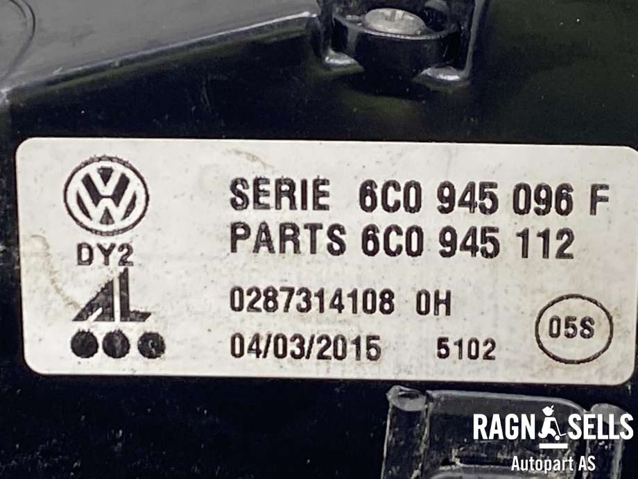 Baklykt høyre til VW Polo 2014-2017 (Type V, Fase 2)  (6C0 945 096 F|6C0 945 112|)