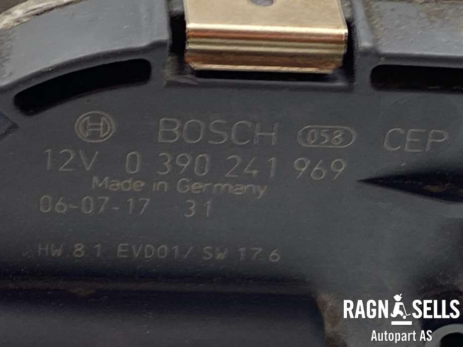 Viskermotor foran høyre til Peugeot 407 2004-2010  (BOSCH|3 397 020 876|96 618 120 80|0 390 241 969)
