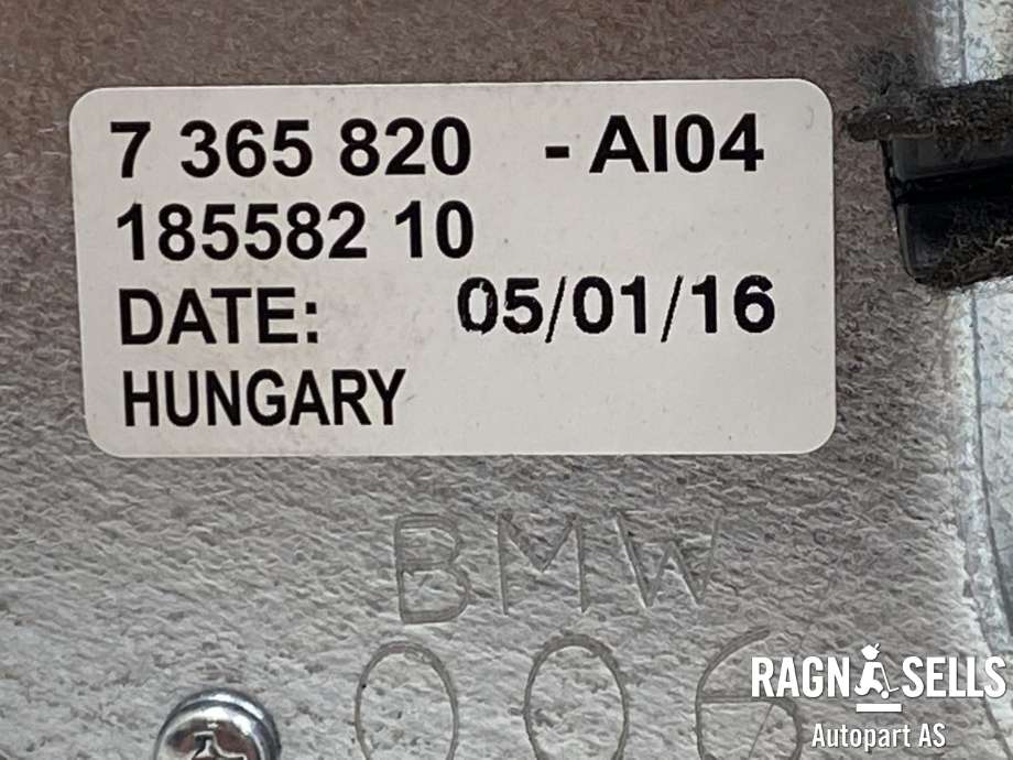 Viskermotor bakrute høyre til Mini One/Cooper 2014-->> (F54-57) (F54-57) (61 62 7 365 820|)