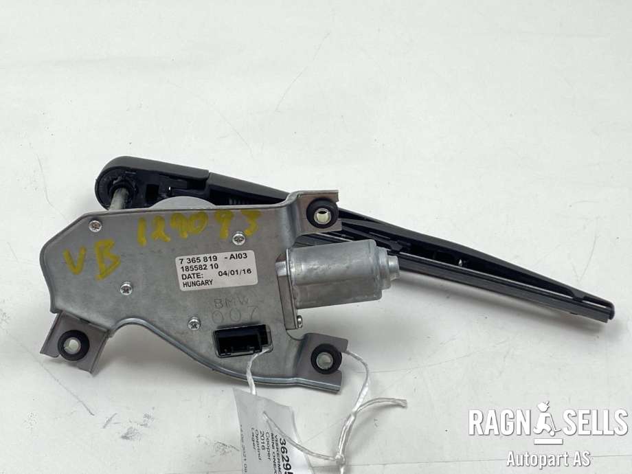 Viskermotor bakrute venstre til Mini One/Cooper 2014-->> (F54-57) (F54-57) (61 62 7 365 819|)