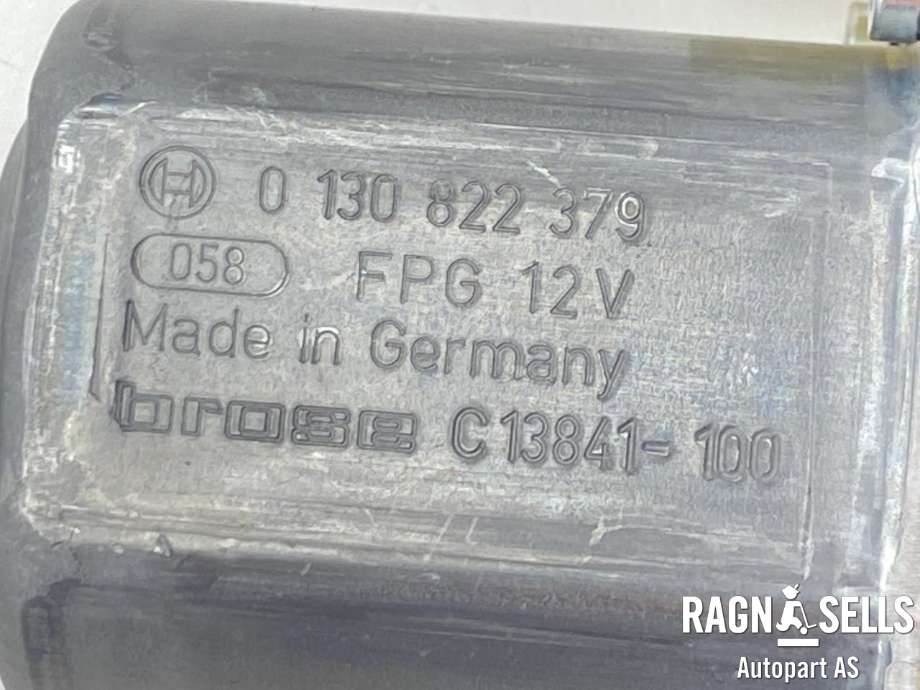 Ruteheis venstre foran til VW Golf VII 2012-2017 (Fase 1)  (BROSE|5Q0 959 801 B|0 130 822 379|C13841-100| 5G4 837 461 F)