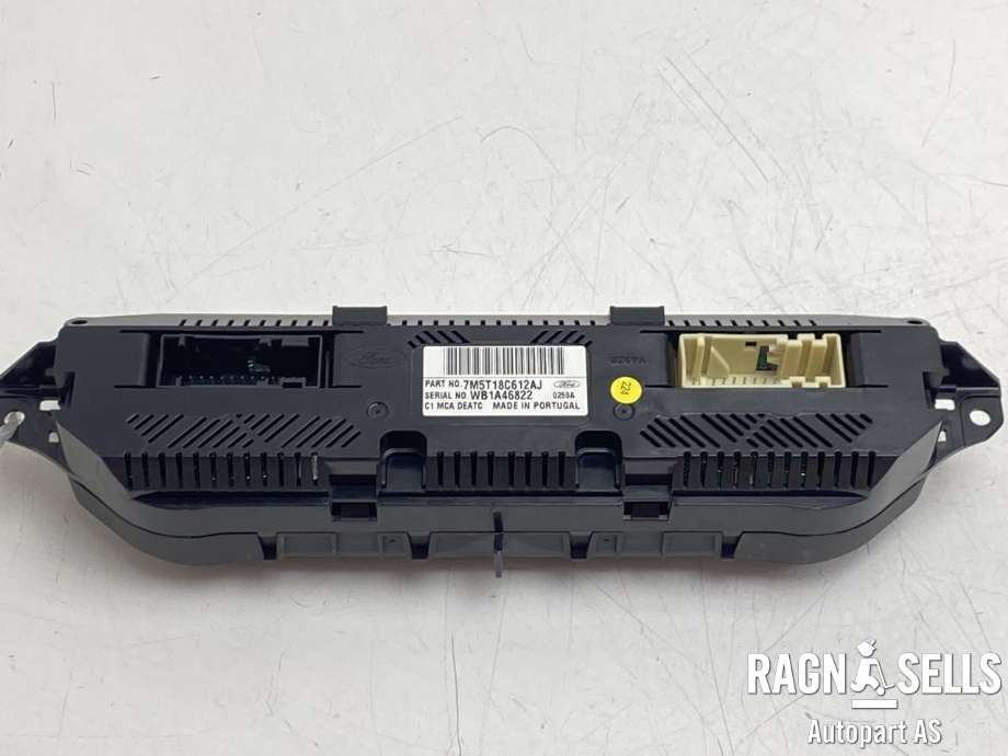 Varmeapparat betjening til Ford Focus 2008-2010 (Type II, Fase 2) (7M5T18C612AJ|WB1A46822|1701138)