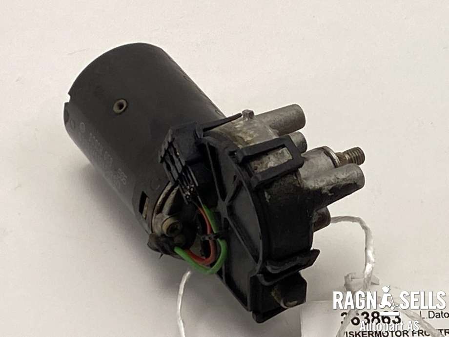 Viskermotor frontrute til VW Transporter / Caravelle 1990-2003 (T4) (T4) (BOSCH|701 955 113A|0 390 241 120|)
