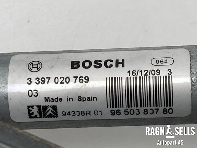 Viskermotor frontrute komplett m/overføring til Peugeot 207 2006-2012  (BOSCH|3 397 020 769|96 503 807 80|)