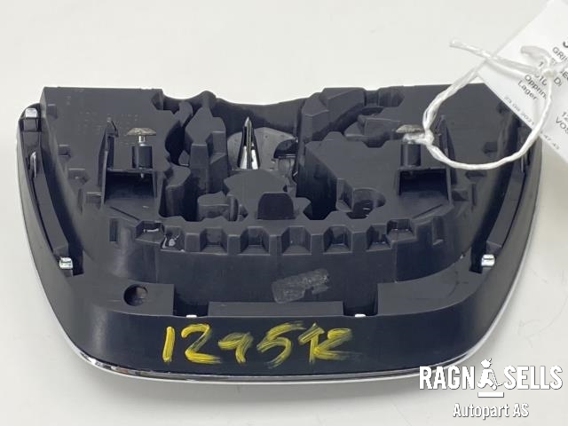 Grill til Peugeot 207 2006-2012 (3030 02 001|18C000103|)