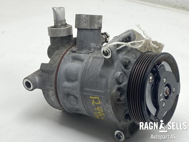 Aircondition kompressor til VW Polo 2014-2017 (Type V, Fase 2)  (SANDEN|1K0820808A|1K0820808AX|1K0820859H|1K0820859J|1K0820859N|1K0820859P|1K0820859T|1K0820859TX|5K0820803|5K0820803A|5K0820803C|5K0820803CX|5N820803H|5Q0820803|5Q0820803A|5Q0820803B|5Q0820803C|5Q0820803D|5Q0820803E|5Q0820803F|5Q0820803G|5Q0820803J|5Q0820803K|5Q0820803M|5Q0820803Q|5K0820803KX|5Q0820803R|5K0820803E|5N0820803|5K0820803X|5N0820803A|5N0820803B|5N0820803C|5N0820803E|5N0820803F|5N0820803G|5N0820803H|5N0820803HX)