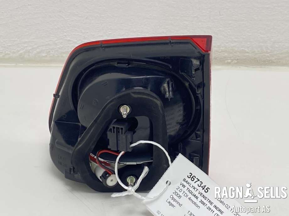 Baklykt venstre indre til VW Tiguan 2007-2011 (Type I, Fase 1)  (5N0 945 093 B|5N0 945 107 B|)
