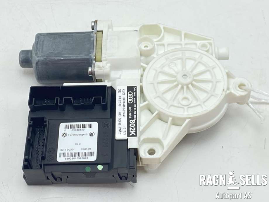 Ruteheis, kun motor, høyre foran til Audi A3 2009-2012 (Type II, Fase 2)  (8P0 959 802 M|)