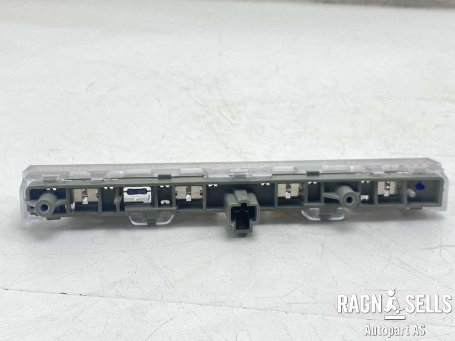 Baklykt bremselys bakrute til Toyota Urban Cruiser 2009-2014  (8150552020|)
