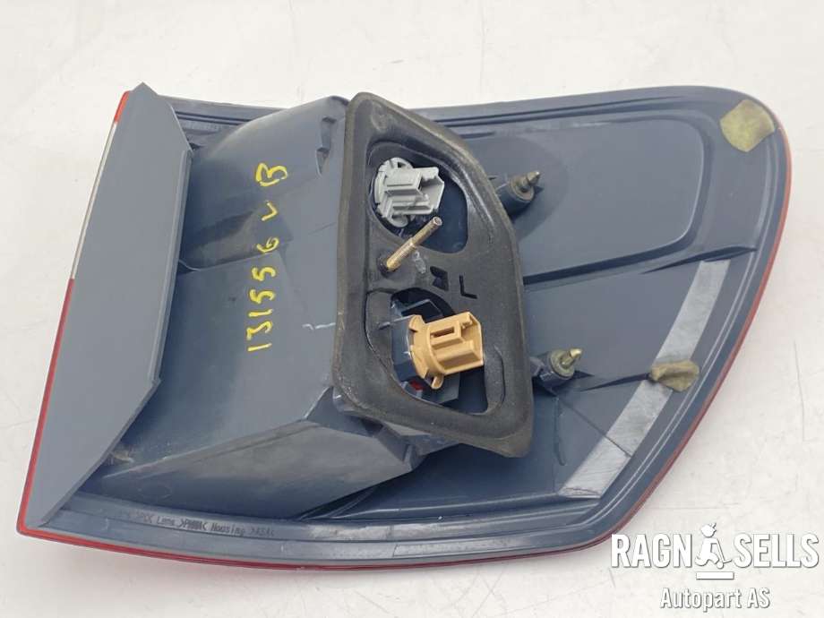 Baklykt venstre til Toyota Avensis, Verso 2001-2009 (8156044160|)