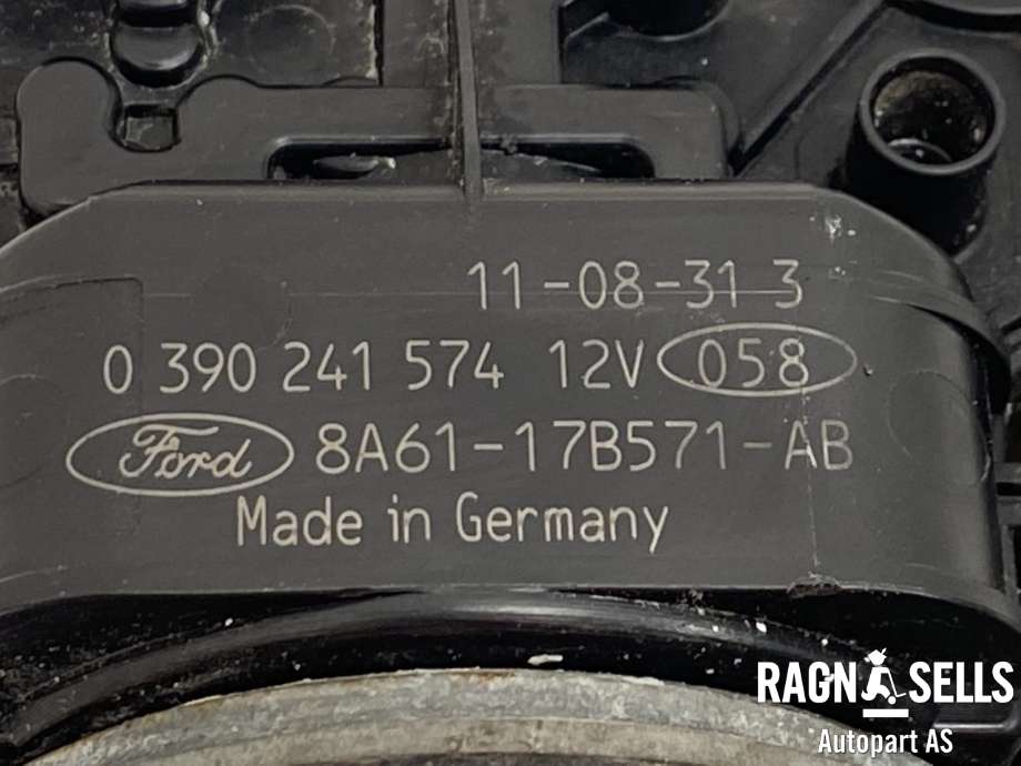 Viskermotor frontrute komplett m/overføring til Ford Fiesta 2008-2012 (Type VI, Fase 1)  (BOSCH|8A61-17K484-AG|8A61-17500-AF|17537411698869||0390241574|3397021490|8A61-17B571-AB)