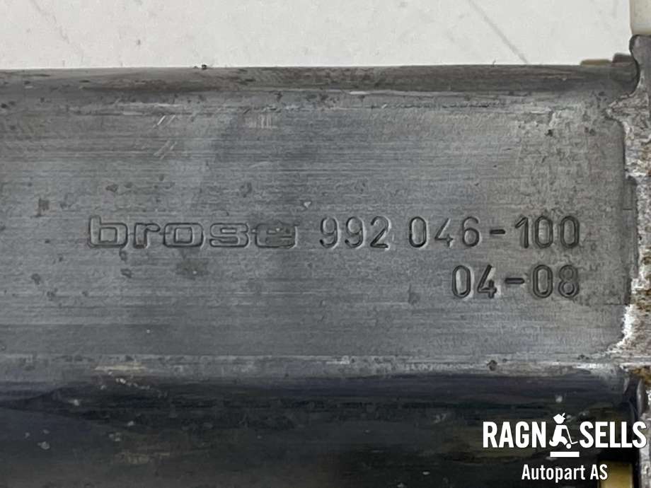 Ruteheis høyre foran til Toyota Avensis 2003-2008 (Type II)  (BOSCH|6981005050|992 046-100|0 130 822 032)